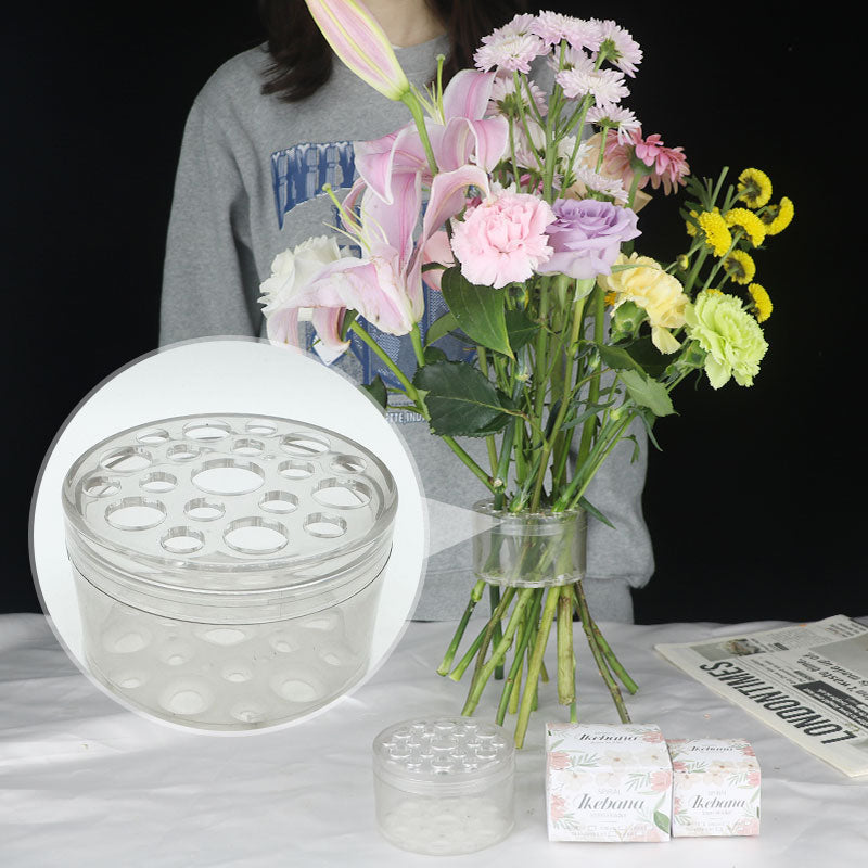 Transparent PLUS - Spiral Ikebana Stem Holder®